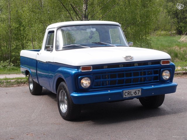 Ford F100 23