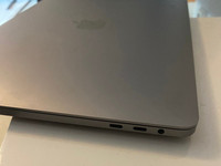 MacBook Pro (13, i5 2,0GHz, 16Gt, 1 Tt, mid-2020)