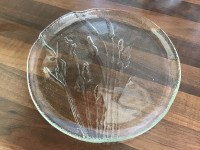 Humppilan lasi, Heini kainalossa, Viljaa ( Kaija Aarikka ) lautanen 21 cm