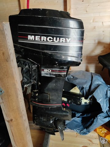 Mercury 20 Hp perämoottori, kuva 1
