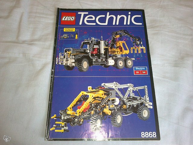 Lego Technic 8868 (Puutavaran kuormain / Kuukulkija), kuva 1