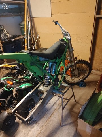 Kawasaki kx 125cc osia 3