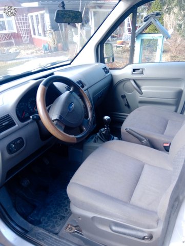 Ford Transit Connect 6