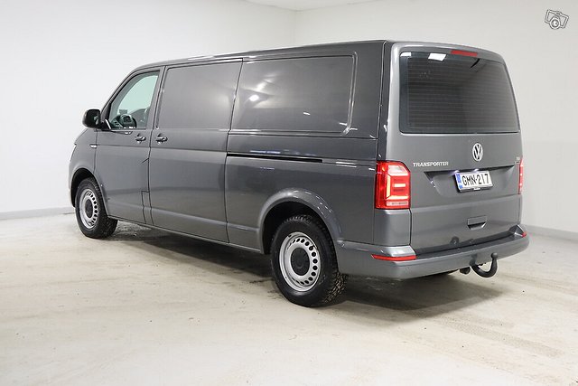 VOLKSWAGEN Transporter 7