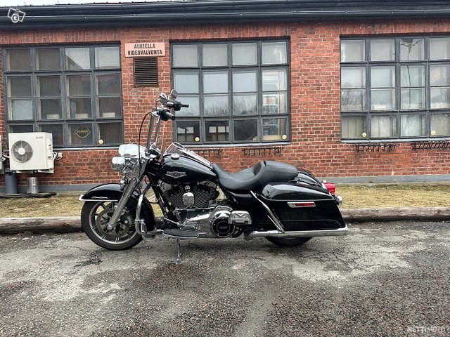 Harley-Davidson FLHE 103 2015 H.18750 2