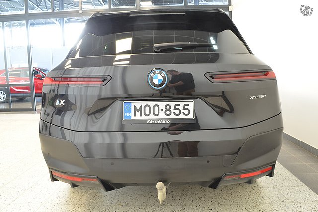 BMW IX 5