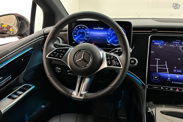 Mercedes-Benz EQE 17