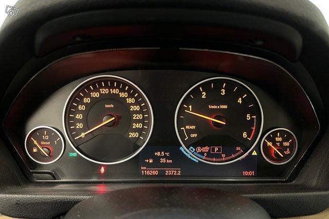 BMW 320 Gran Turismo 16