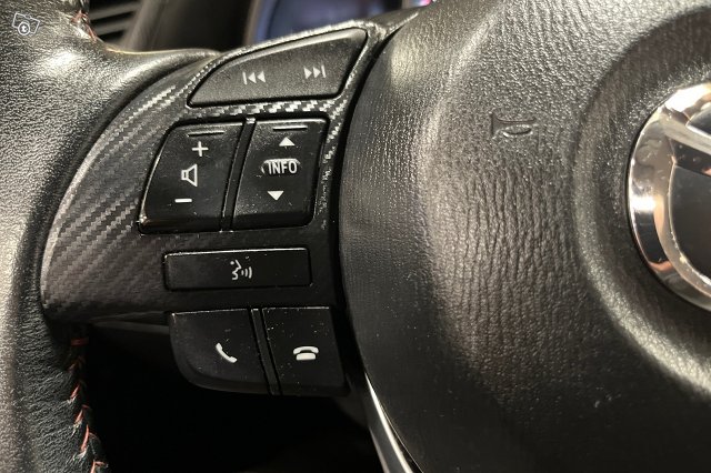 Mazda Mazda3 10