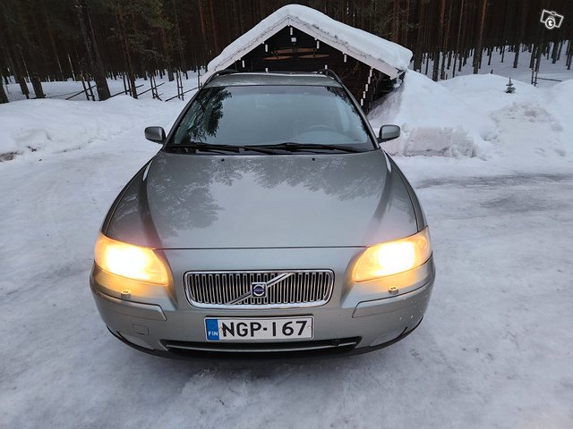 Volvo V70 4