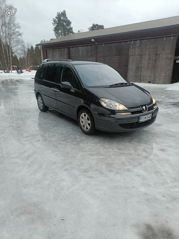 Peugeot 807 4