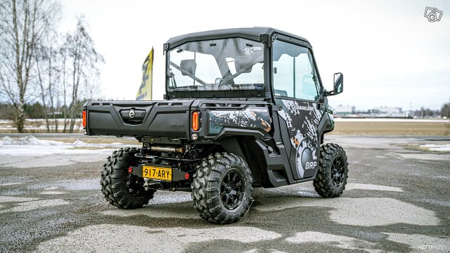 Can-Am Traxter 6