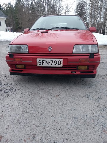Renault 19 7