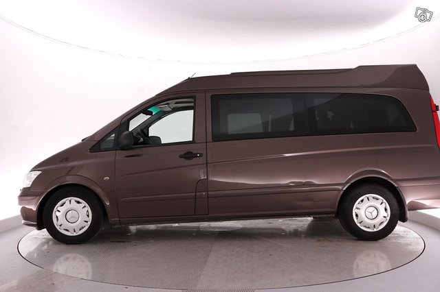 Mercedes-Benz Vito 13