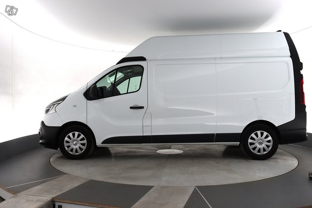 Renault Trafic 7