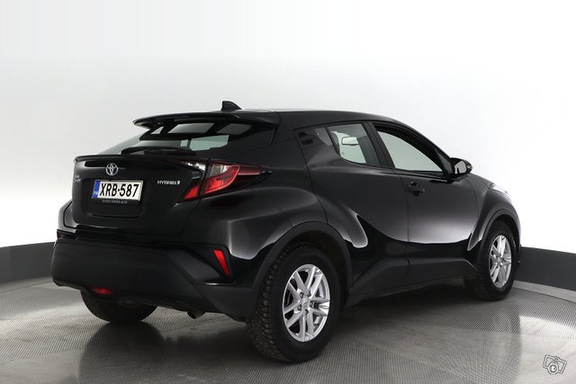 Toyota C-HR 5