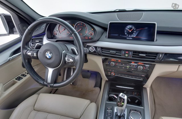 BMW X5 12