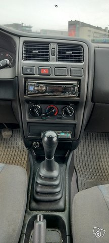Nissan Almera 7