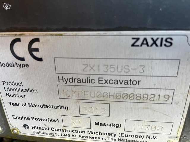 Hitachi ZX 135 US-3 6