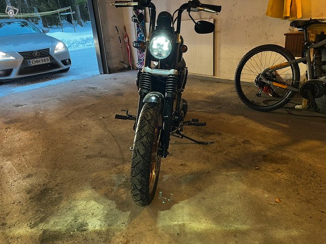 Harley-Davidson Sportster XL 883 4