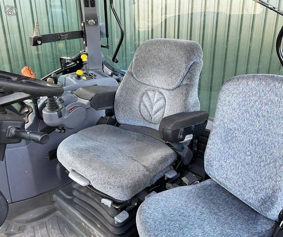 2008 New Holland T7050 10