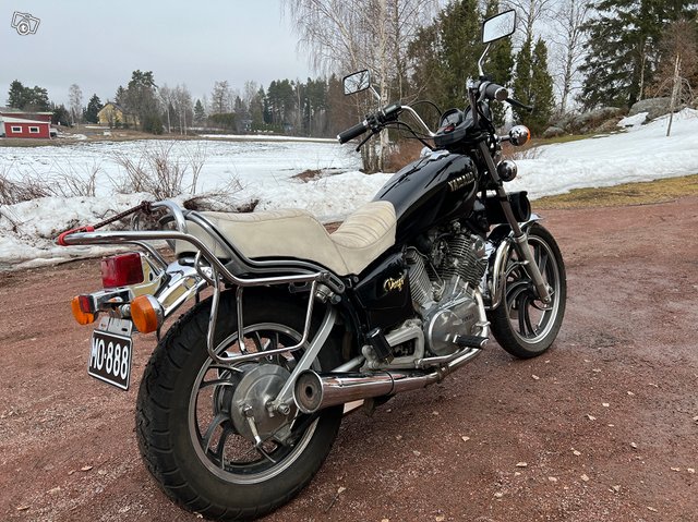 Yamaha XV 750 SE Virago 2