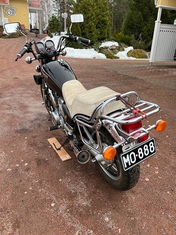 Yamaha XV 750 SE Virago 9