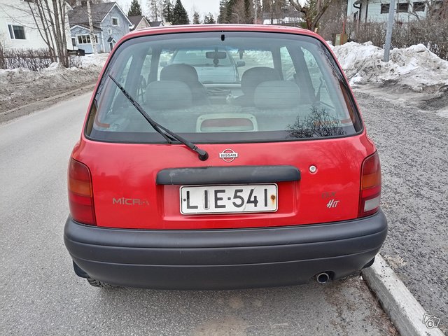 Nissan Micra 5