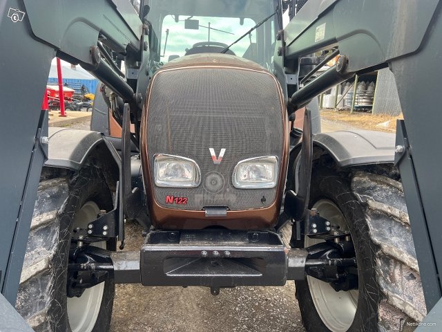 Valtra N122D MYYTY 6