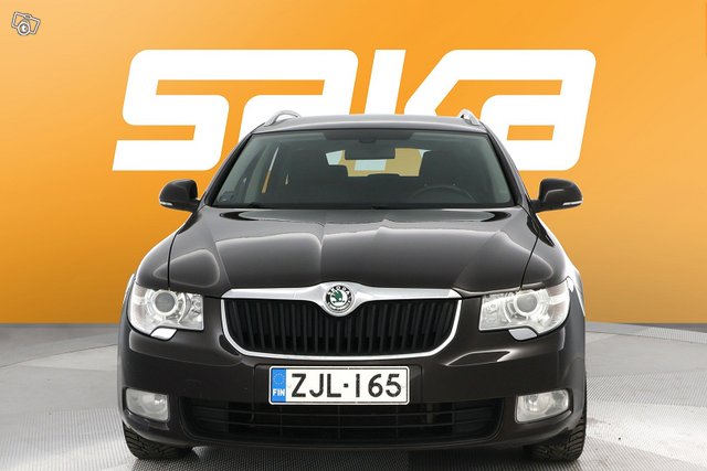 Skoda Superb 2