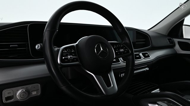 Mercedes-Benz GLE 10