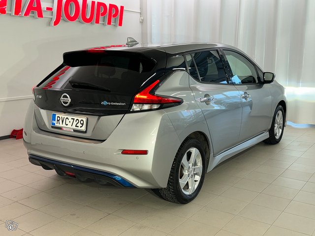 Nissan Leaf 3