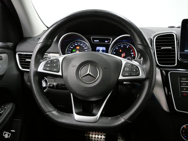Mercedes-Benz GLE 22