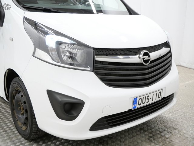 Opel Vivaro 10