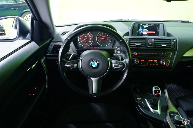 BMW 220 12