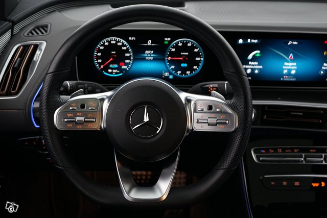 Mercedes-Benz EQC 15
