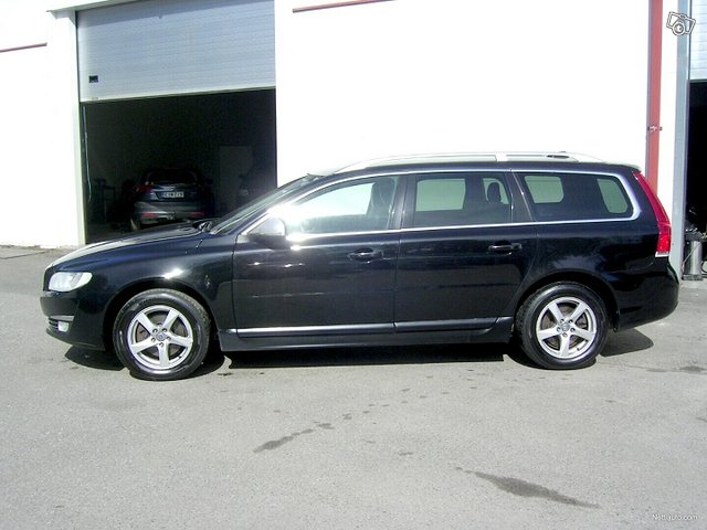 Volvo V70 2