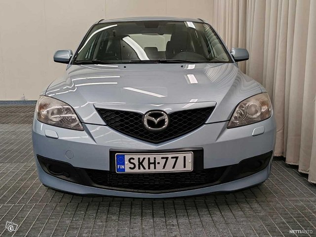 Mazda 3 2