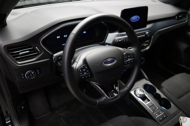Ford Focus 9