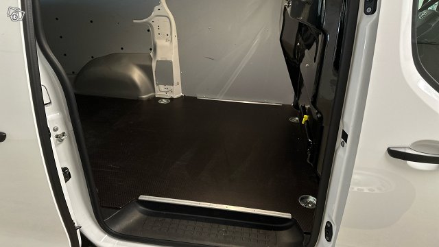 Toyota Proace 16