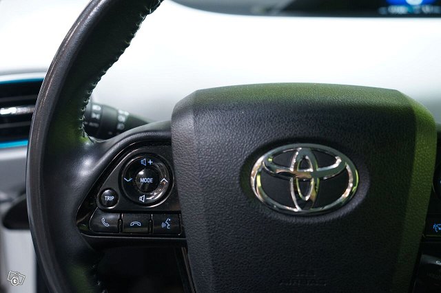 Toyota Prius 15
