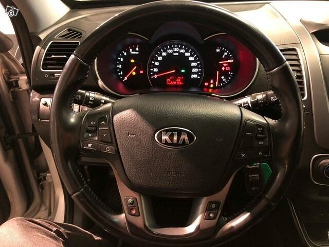 Kia Sorento 5