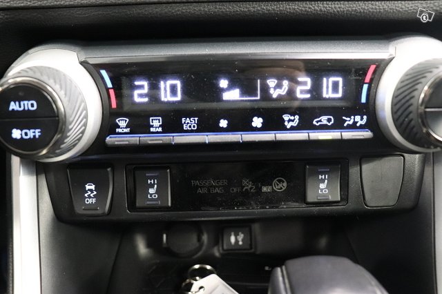 Toyota RAV4 23
