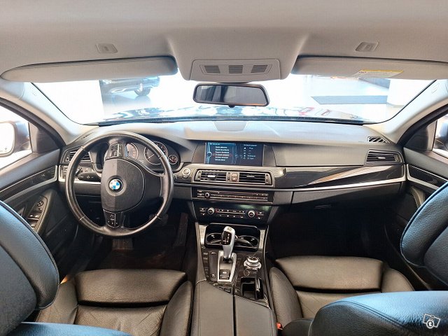 BMW 528 24