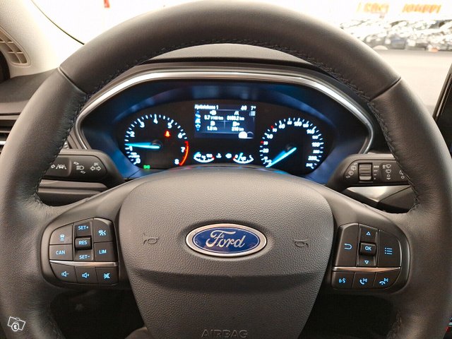 Ford Focus 22
