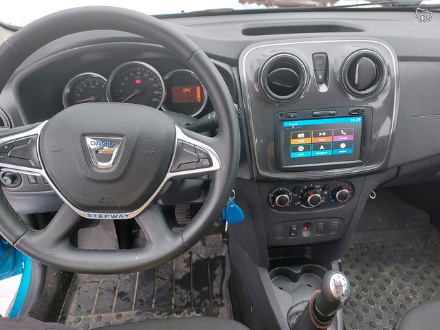 Dacia Logan 8