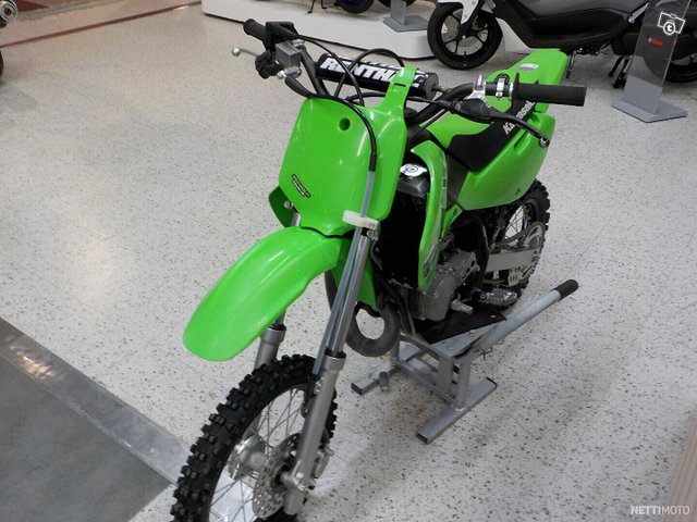 Kawasaki KX 6