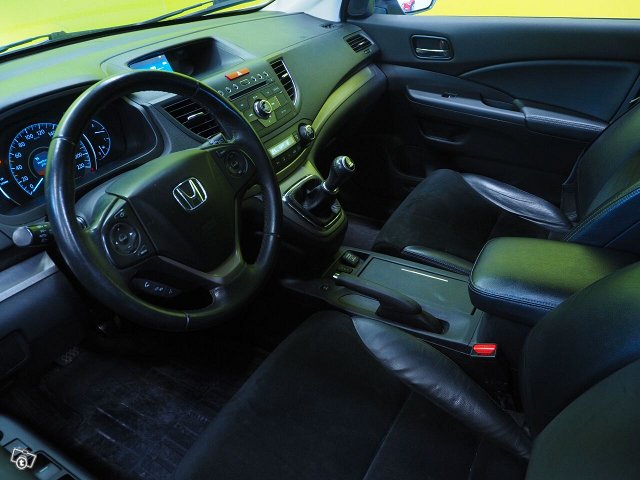 Honda CR-V 8