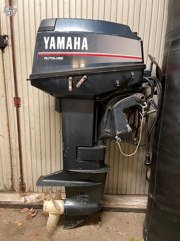 Yamaha 20 hv Autolube sähköstartilla, kuva 1