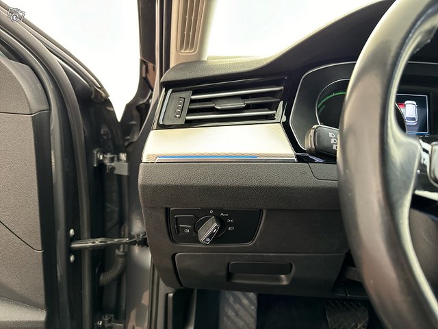 Volkswagen Passat 17